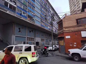 Misión Vivienda building that afternoon after the earthquake